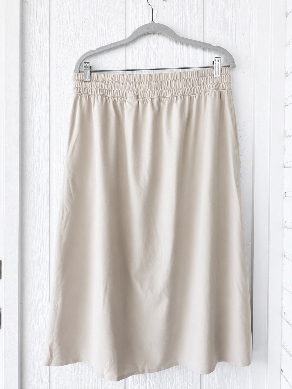 Athleta Avenue travel skirt - Picture 3 of 4